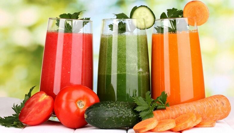 Sucos vegetais de baixa caloria no menu da dieta para beber